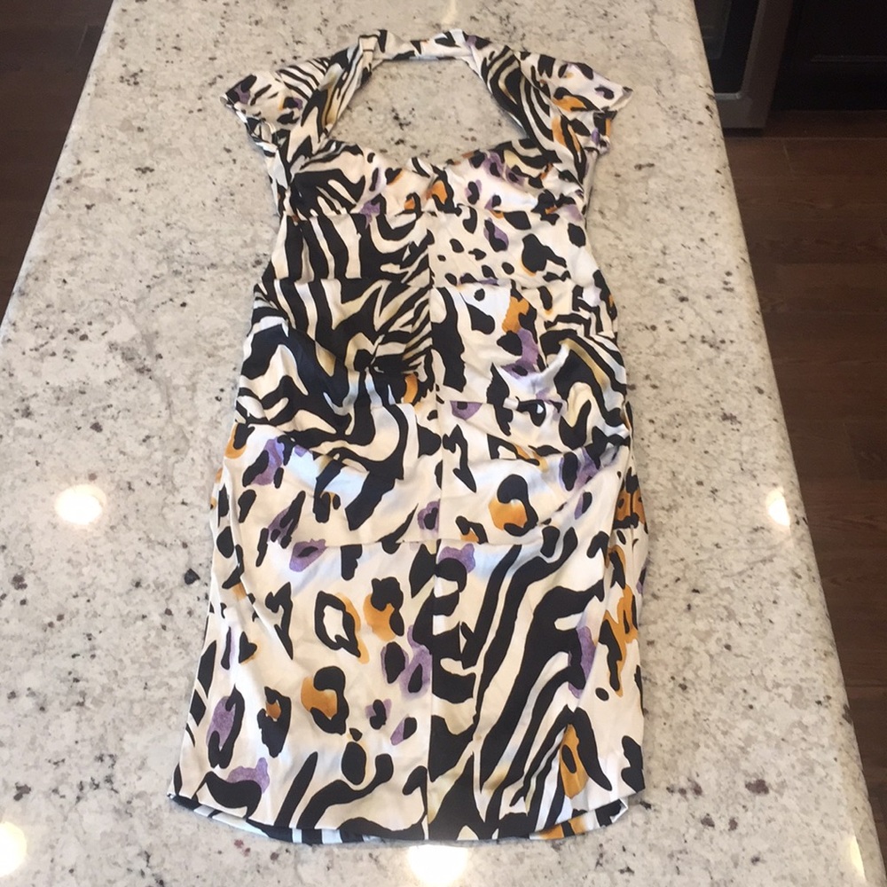 🧜🏻‍♀️Cashe dress adorable on!